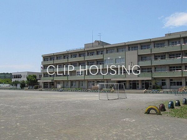 藤沢市立大清水小学校 徒歩10分。 760m