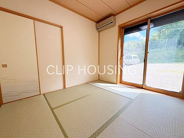 落ち着きのある空間となっています。