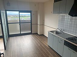 シオン 8階2DKのリビング/ダイニング