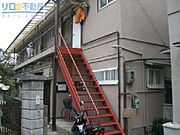 伊丹駅よりバス16分 徒歩5分 築66年10ヶ月 2階建の賃貸物件