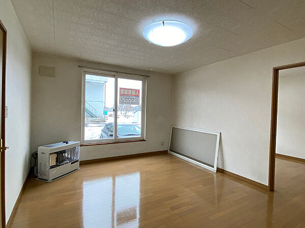 apartment 北海道砂川市西一条北１２丁目1番16号
地図を見る