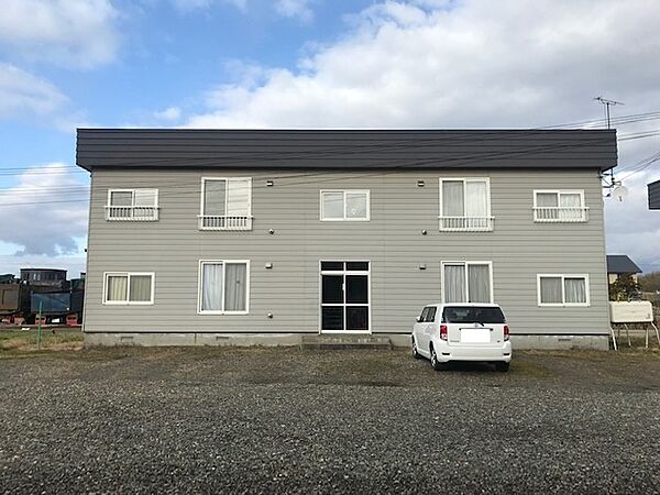 apartment 北海道砂川市西一条北１２丁目1番16号
地図を見る