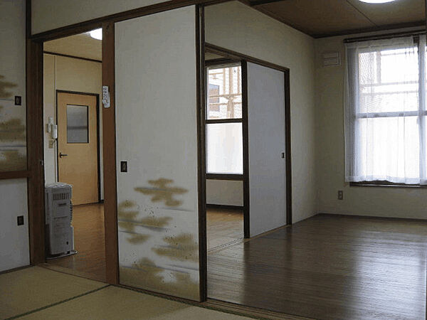 apartment 北海道砂川市西三条南９丁目1-8
地図を見る