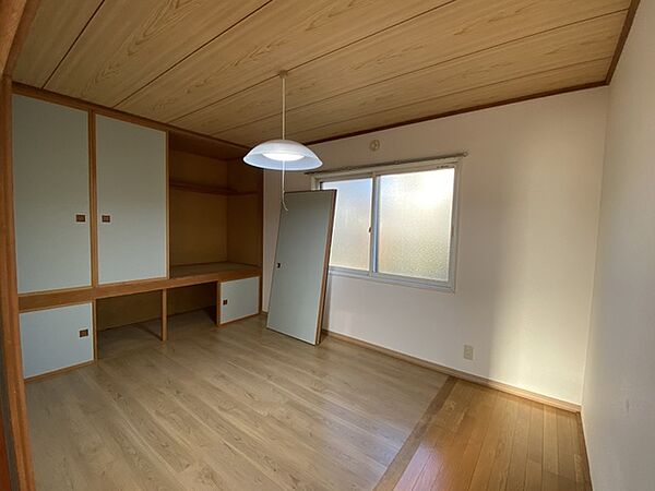 apartment 北海道砂川市空知太西五条７丁目2番7号
地図を見る