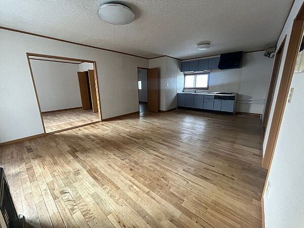 detached 北海道砂川市西一条北５丁目1-16-1
地図を見る