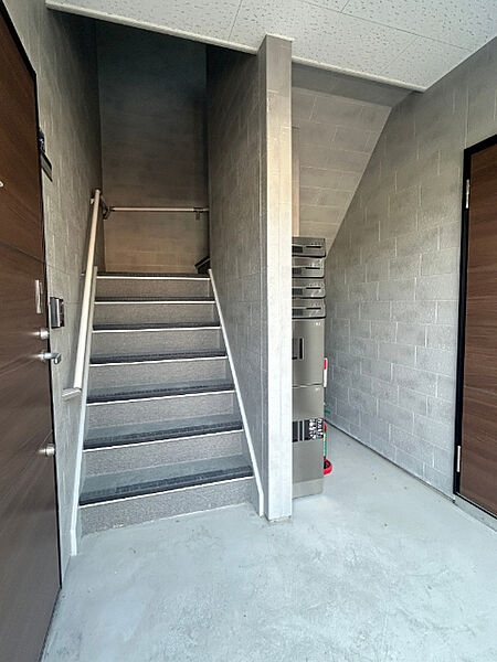 apartment 北海道空知郡上砂川町字上砂川町中央北2条2丁目1番
地図を見る