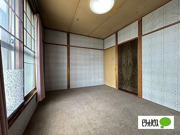 detached 北海道樺戸郡新十津川町字中央
地図を見る