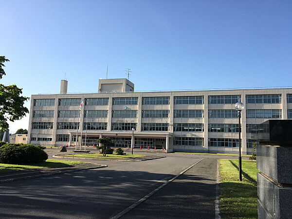 高校「北海道砂川高校まで1571m」