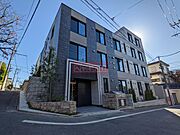 下北沢駅より徒歩7分 1階 築2年の賃貸物件