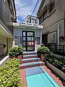 明大前駅より徒歩6分 2階 築37年10ヶ月の賃貸物件