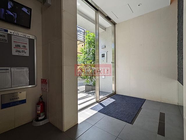 エントランス
