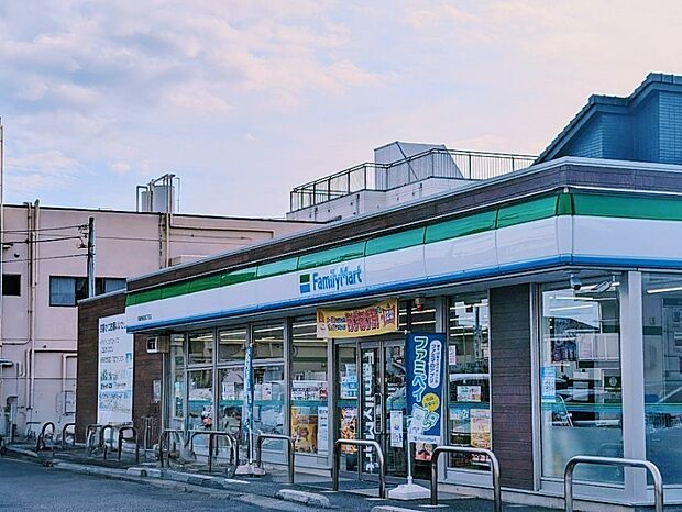 ファミリーマート川越砂新田四丁目店