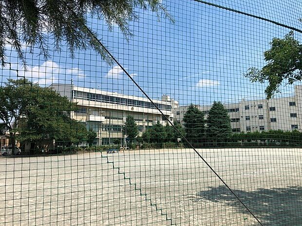 大塚小学校