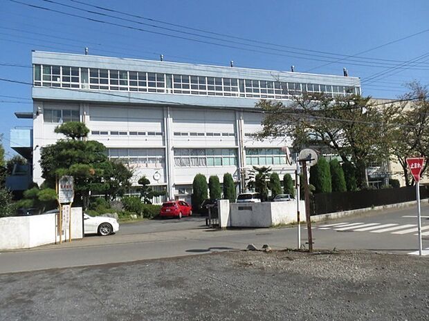 寺尾中学校