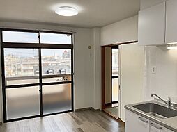 シティロイヤル高田市駅 401 4階3DKのリビング/ダイニング