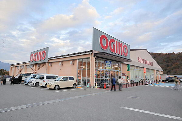 オギノ山中湖店まで約8000ｍ