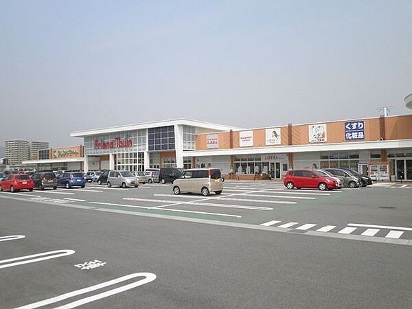 スーパー フレンドタウン瀬田川 1400m