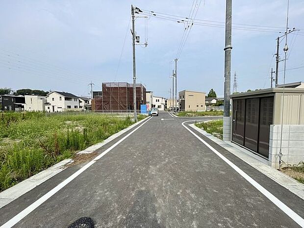 前面道路含む現地写真