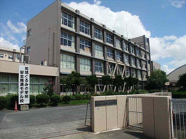 瀬田東小学校 2300m