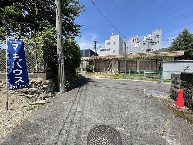 前面道路含む現地写真