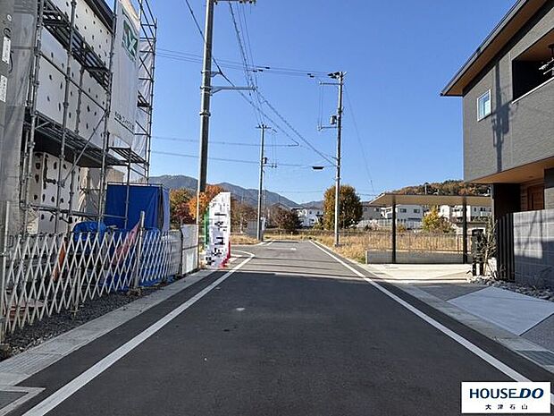 前面道路含む現地写真