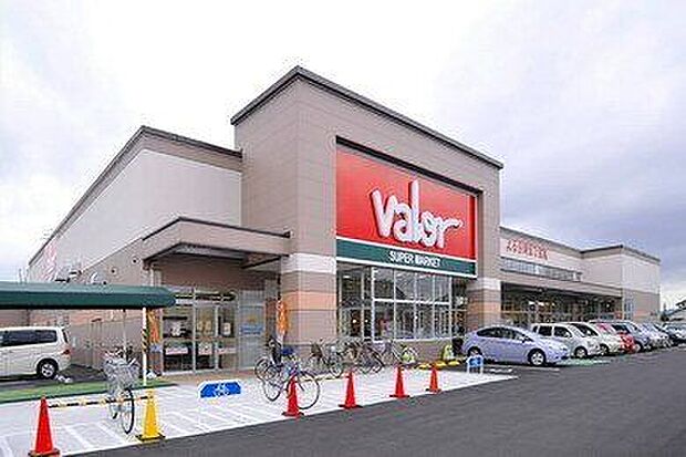 バロー 草津店 1330m