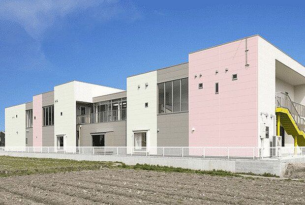 楽らく保育園 860m