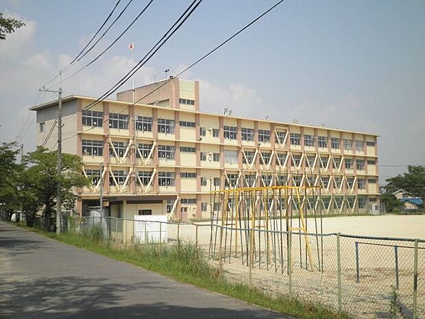 南郷小学校 1400m