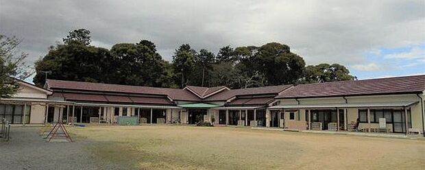 山田こども園 960m