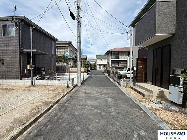 前面道路含む現地写真