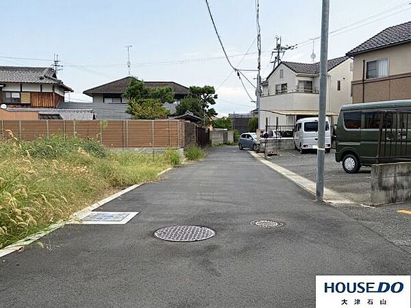 前面道路含む現地写真