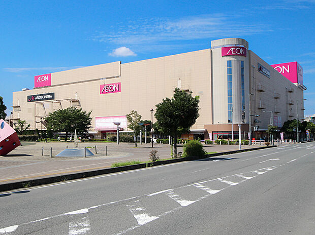 イオン大井店（560m）