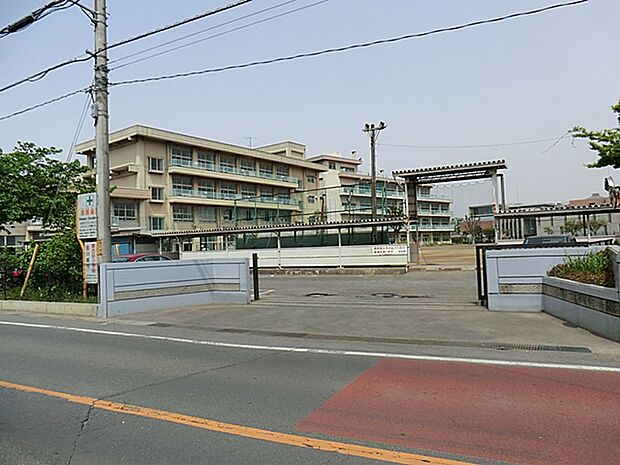 川越市立南古谷小学校（670m）