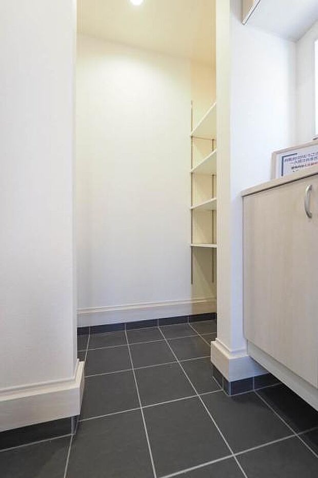 シューズインクローク