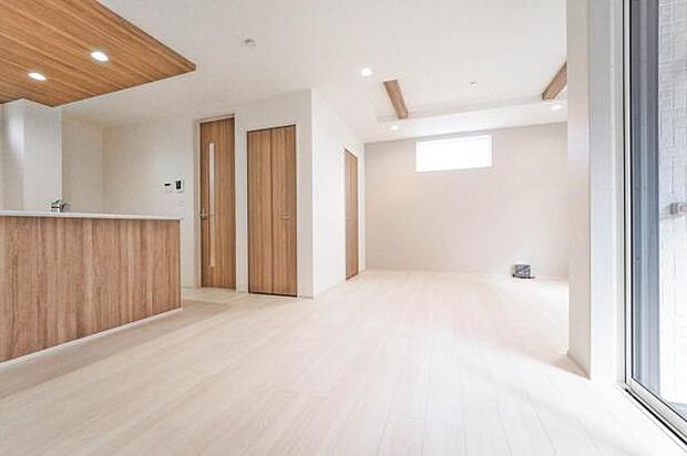 完成済みのため、当日のご案内も可能です。お気軽にお問い合わせください。