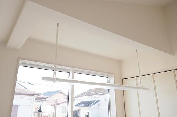 2階洋室-1　室内物干しキット