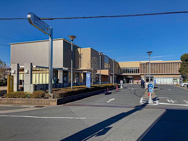 川越市立高階図書館（839m）