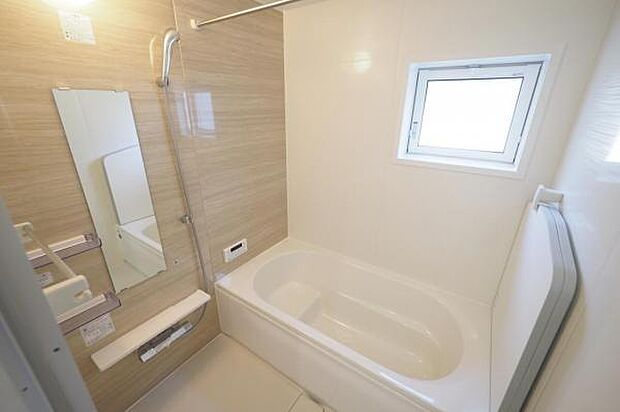 バスルーム（浴室乾燥機能付き）