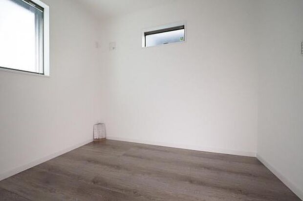 1階サービスルーム(納戸)