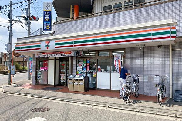 セブン-イレブン 富士見羽沢1丁目店 630m