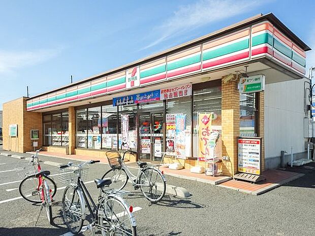 セブンイレブン大井市沢店 徒歩10分。 780m