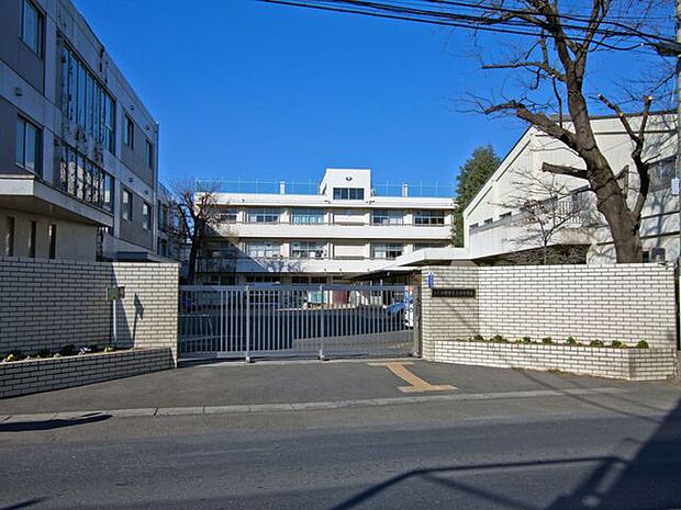 ふじみ野市立大井中学校 徒歩24分。 1920m