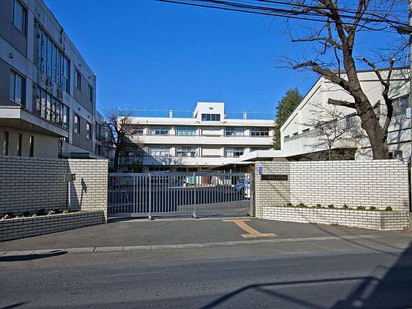 ふじみ野市立大井中学校 徒歩17分。 1320m