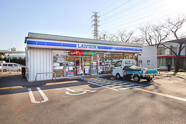 ローソンふじみ野高校前店 徒歩5分。 380m