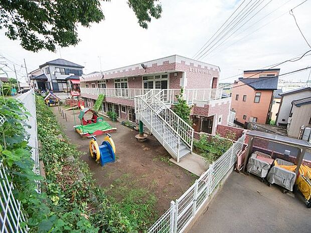 富士見すくすく保育園 徒歩6分。 420m