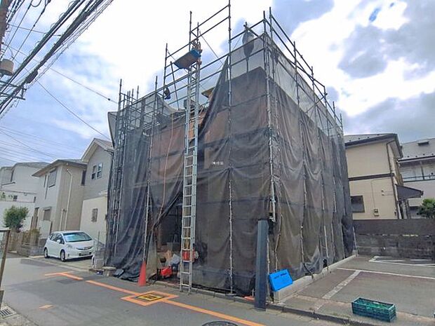 販売現地