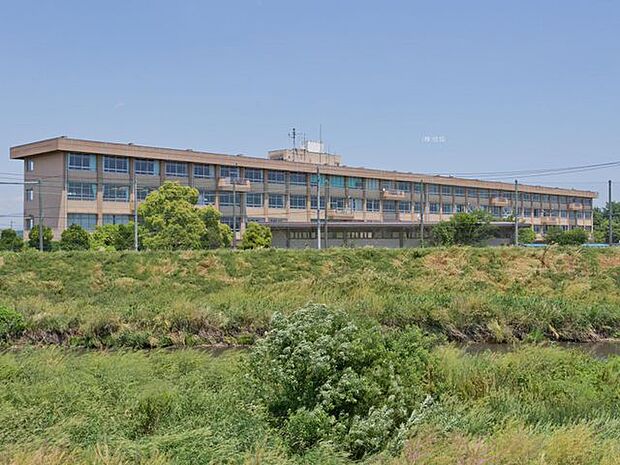 川越市立砂中学校 徒歩14分。 1050m