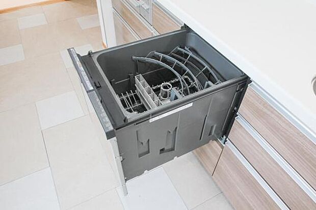 ビルトイン食洗機付きです節水や時短に繋がる便利な設備