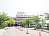 周辺：市立貝塚病院 徒歩10分。いざという時にも通院にも頼りになる近さで安心。■内科・小児科を含む19の診療科目、249の病床がある病院。 730m