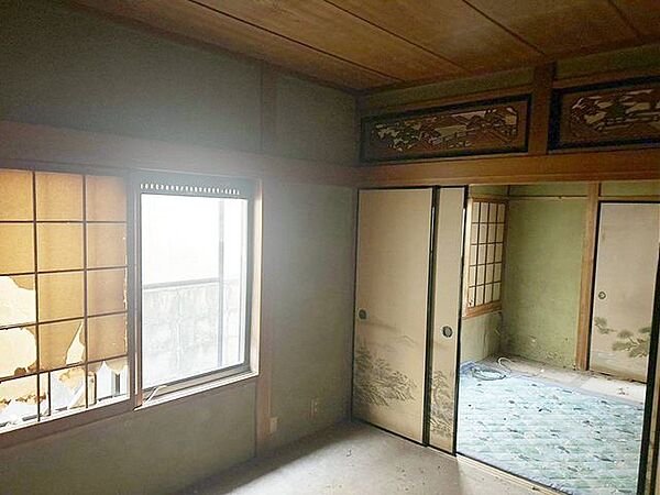 1階　和室6帖
